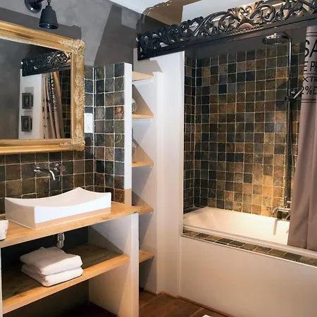 O'palmier Caché Bed and breakfast